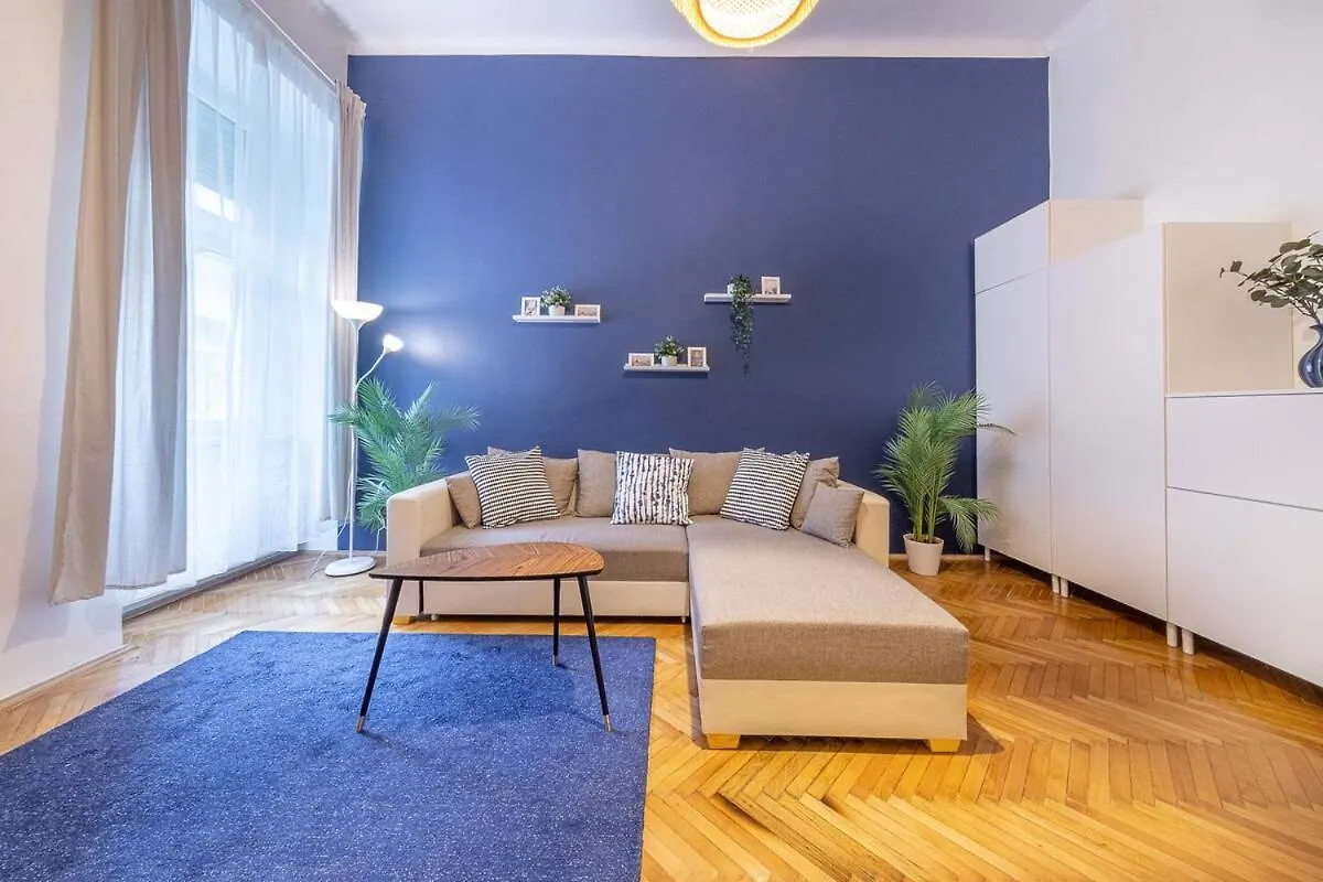 Appartement Sassoon - 2-Bedroom Elegant Airy Home At Deak Ter Budapest